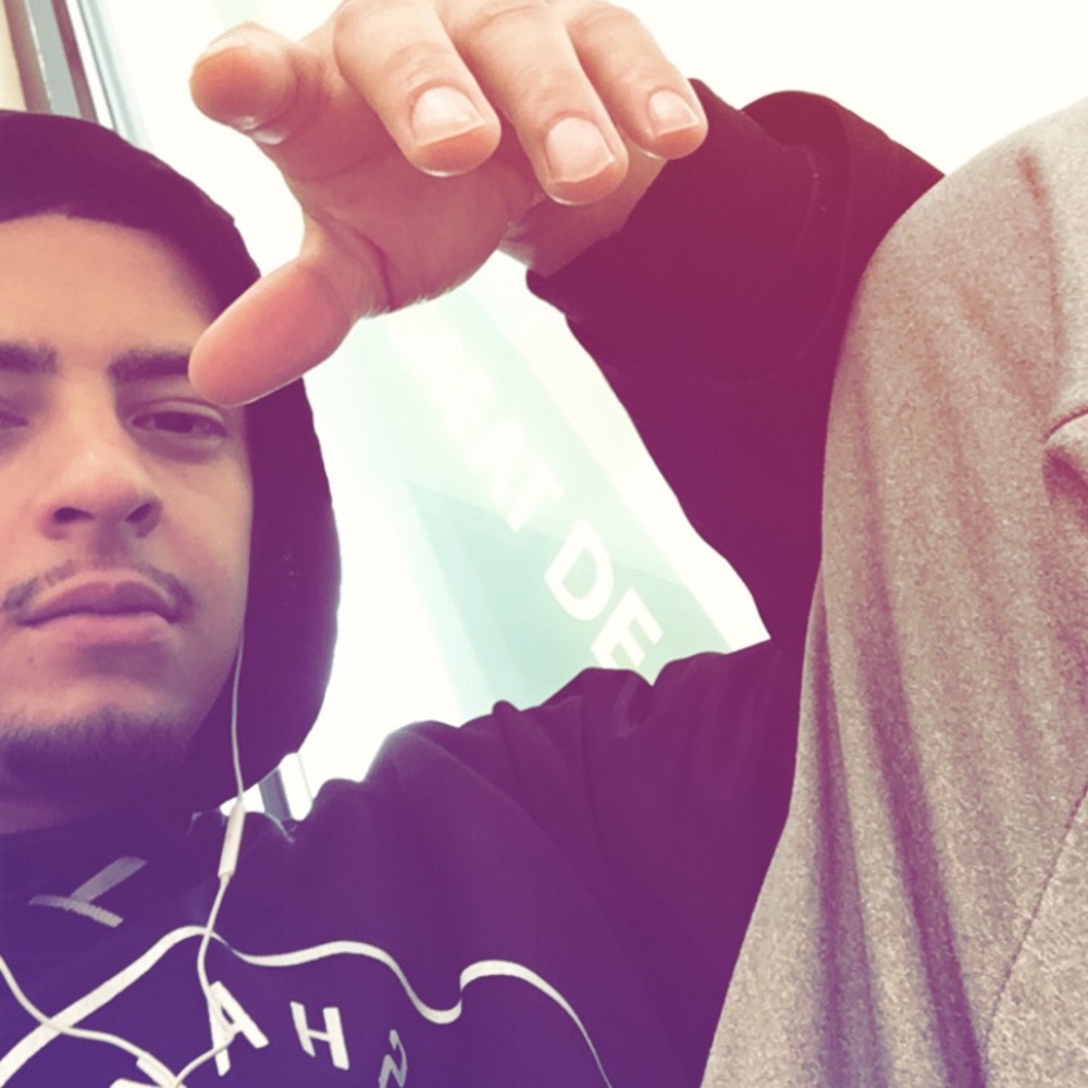 Meet your Posher, Tay